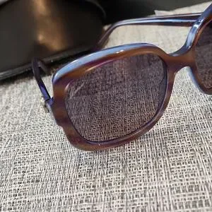 Gucci | Accessories | Gucci Sunglasses Tortoises Blue Brown  display picture 2